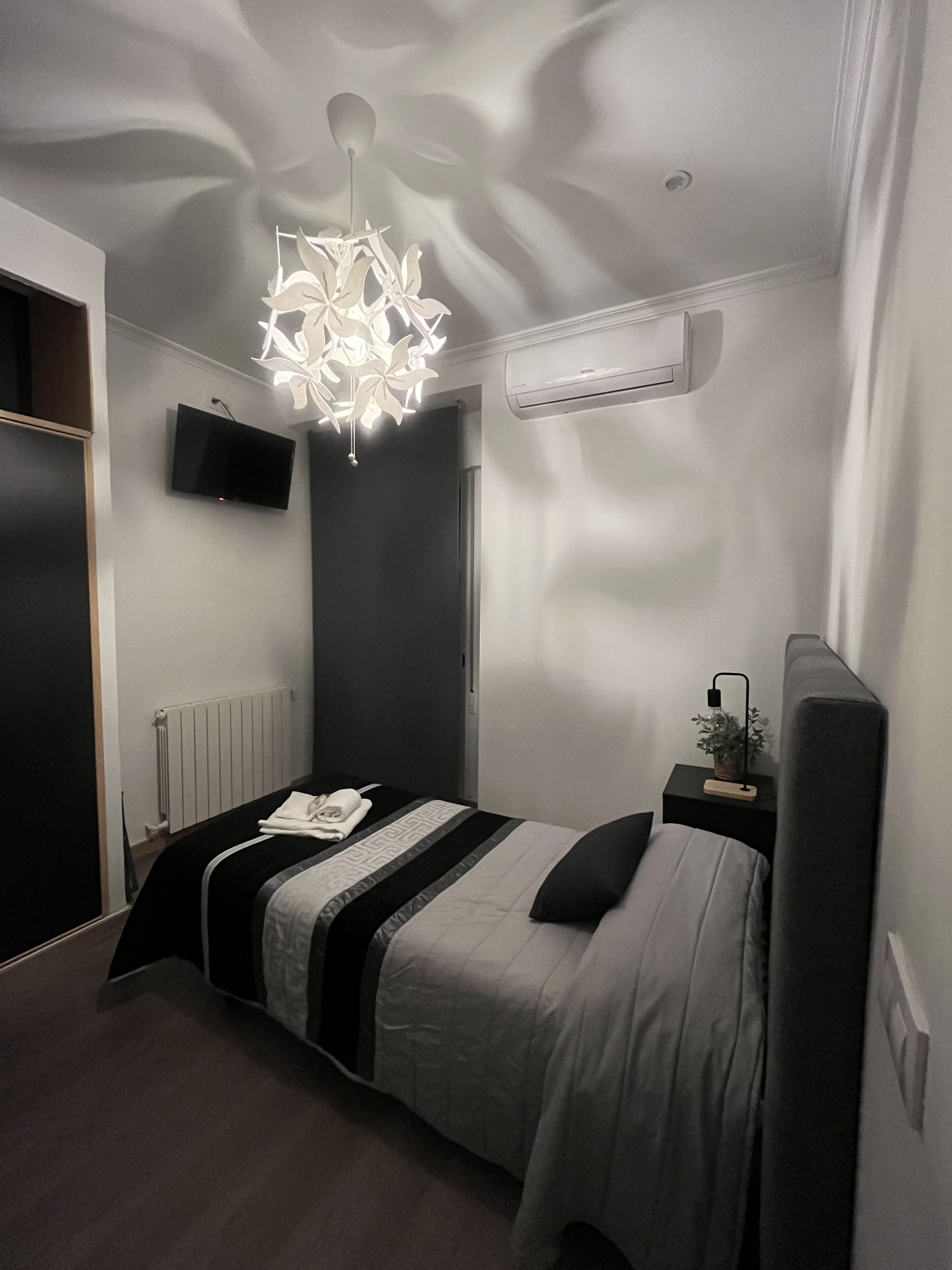 Foto - Hostal Inter Plaza Mayor AUTO CHECK IN