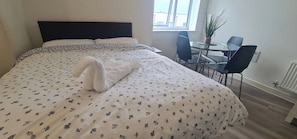 1 bedroom, iron/ironing board, WiFi, bed sheets