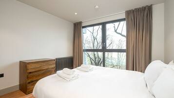 Apartment (1 Bedroom) | 1 bedroom, premium bedding, iron/ironing board, cots/infant beds