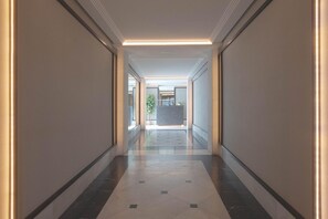 Interior - Housing Castellana by Sharing Co (Madrid)