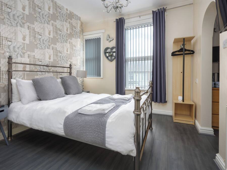 Comfort Quadruple Room, Multiple Beds | Free WiFi, bed sheets