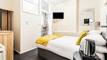 Free WiFi, bed sheets