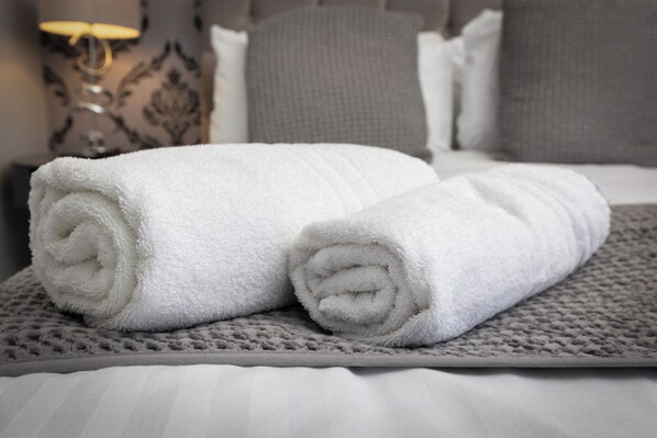 Wi-fi (inkludert) og sengetøy