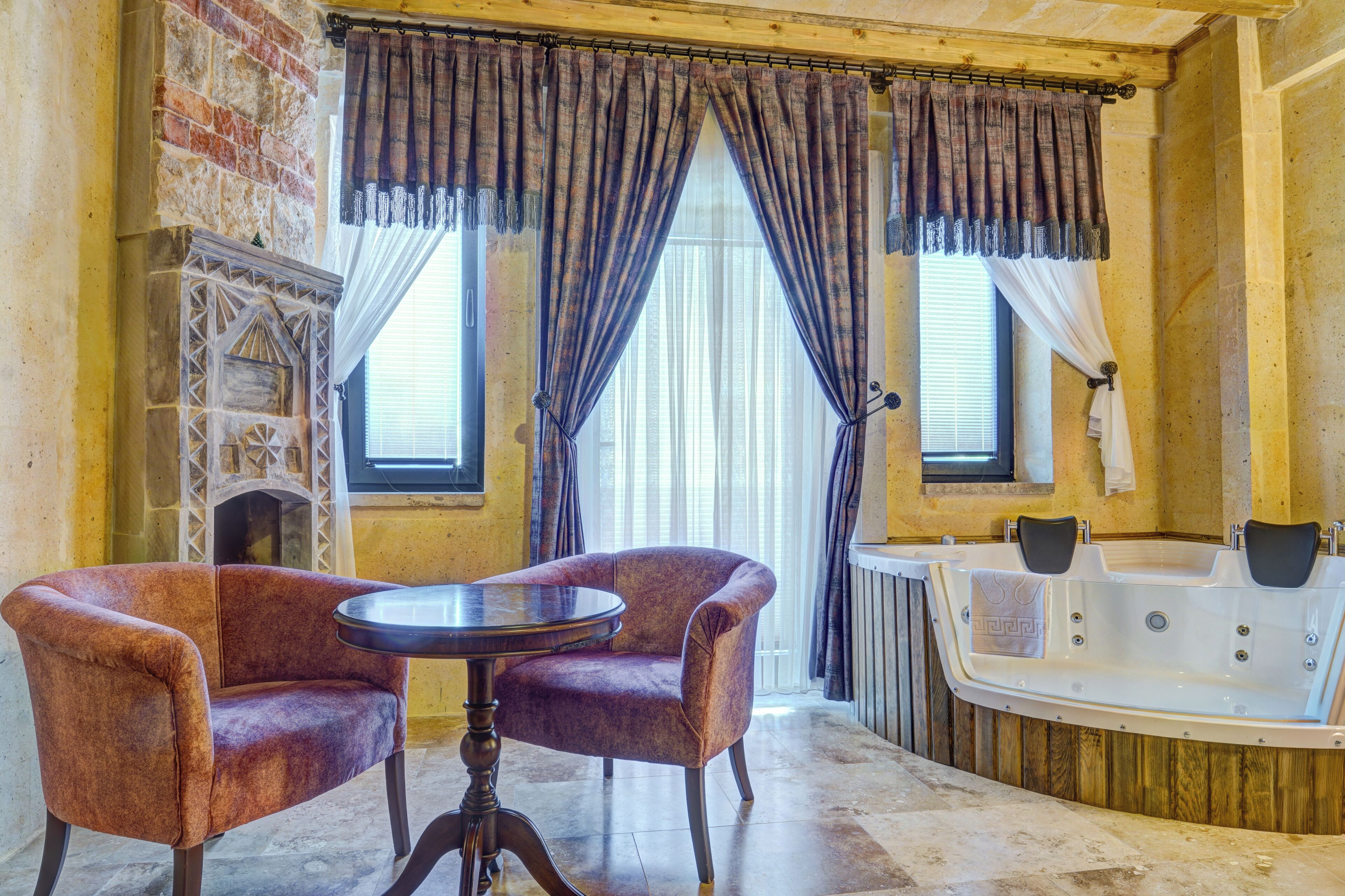 Deluxe Suite | Egyptian cotton sheets, premium bedding, Select Comfort beds, minibar