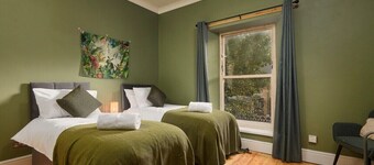 Cosy, Stylish, leafy and homely