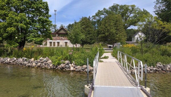 Property grounds - Elk Rapids Bungalow | Garden | Firepit | AC (Elk Rapids)