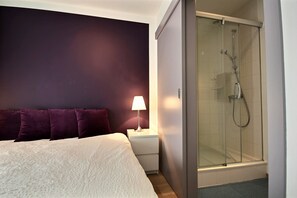 1 bedroom, travel crib, WiFi, bed sheets - Poor Clares 4 - 1 bedroom (Liège)