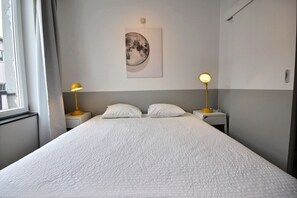 1 bedroom, iron/ironing board, travel crib, WiFi