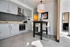 Cookware/dishes/utensils - Plan 75  - 1 bedroom (Liège)