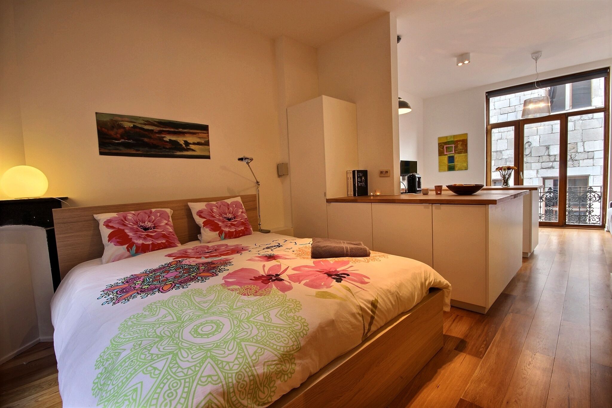 1 chambre, fer et planche à repasser, lit parapluie, accès Internet