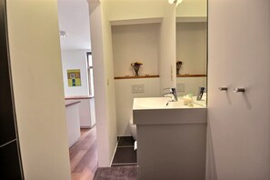 Hair dryer - Goffe Street - Studio (Liège)