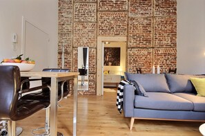 TV - Jack 51 - 1 bedroom (Liège)