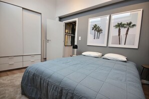 1 bedroom, iron/ironing board, travel crib, WiFi - The KAT106 - 1 bedroom (Liège)