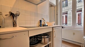 Uklassifisert bilde, 3 av 13, knapp