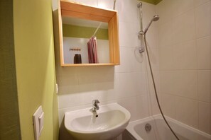 Bathroom - Jardin Botanique - 1 bedroom (Liège)