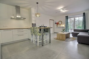 Living area - Chez Cat et Val - 1 bedroom (Liège)