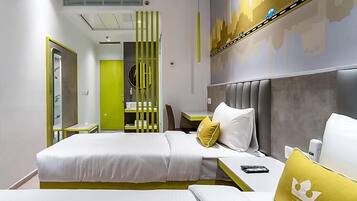 Basic Double Room, City View | Desk, soundproofing, free WiFi, bed sheets