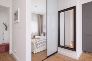 1 chambre, fer et planche à repasser, Wi-Fi, draps fournis