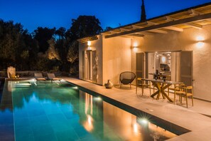 Pool - Forrest Villa (Kefalonia)