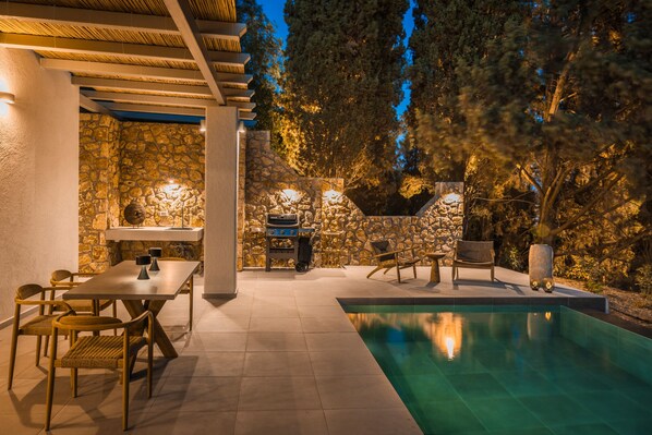 Pool - Forrest Villa (Kefalonia)