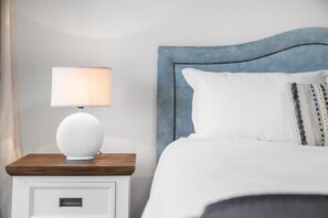 1 bedroom, iron/ironing board, WiFi, bed sheets - Beachviews at Oceanside (Mount Maunganui)
