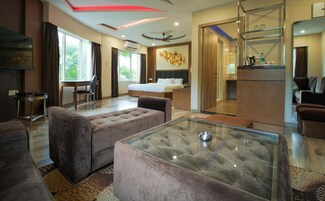 Royal Suite Room | Free WiFi