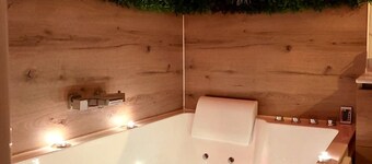 Le Parc, Logement de Charme Avec SPA Privatif