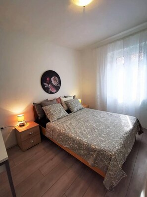 2 bedrooms, free WiFi, bed sheets - Duplex Apartment With 2 Bathrooms, Close to sea (Tisno)