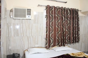 Quarto casal executivo | 1 quarto