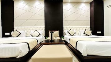 Family A/C Room | 1 bedroom, soundproofing, free WiFi