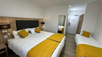 Desk, free WiFi, bed sheets