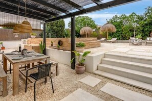 Outdoor dining - Dreamy ElFaro Villa/Stylish Interiors/Private Pool (Las Lagunas de Mijas)