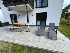 屋外ダイニングエリア