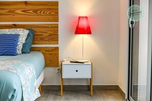 3 makuuhuonetta, silitysrauta/-lauta, ilmainen Wi-Fi, vuodevaatteet