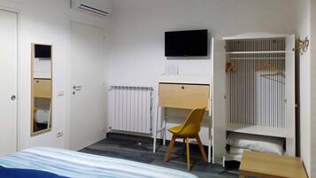 1 chambre, bureau, lit parapluie, Wi-Fi gratuit