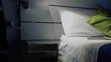 1 bedroom, desk, travel crib, free WiFi