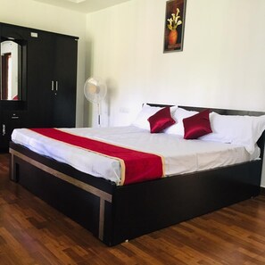 1 bedroom - Wayand Whistling Woods  (Vythiri)