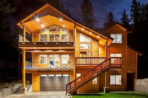 House, 5 Bedrooms | Exterior
