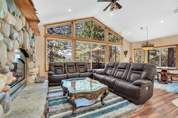 House, 3 Bedrooms | Living area - 1603 Bel Aire Circle 3 Bedroom Home by RedAwning (South Lake Tahoe)