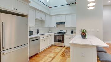 Apartment (1 Bedroom) | Interior