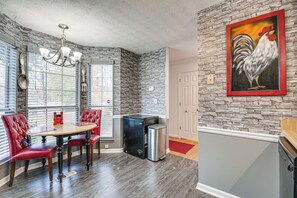 Apartment (2 Bedrooms) | Interior - Smyrna Vacation Rental ~ 2 Mi to The Battery! (Smyrna)