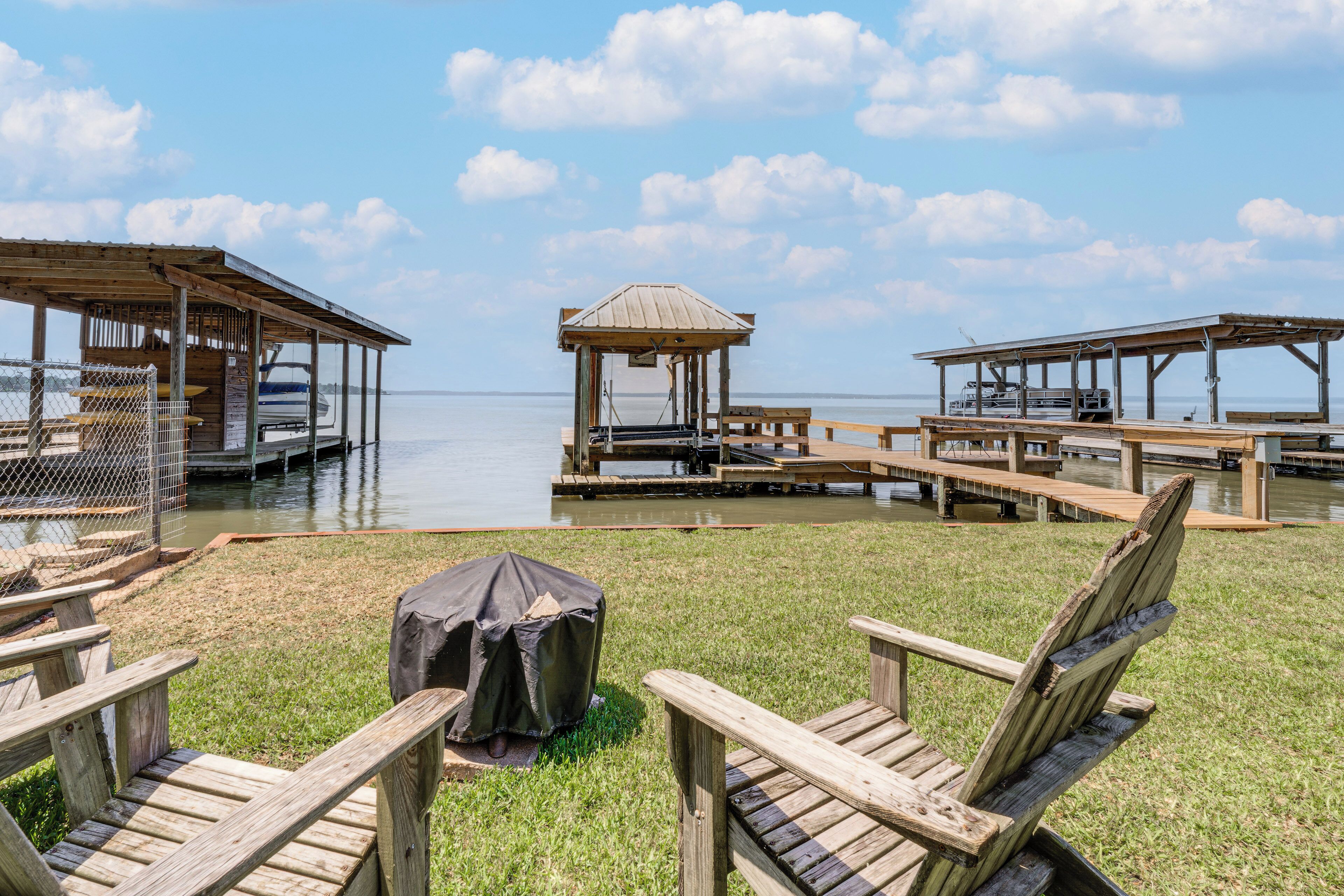 House (3 Bedrooms) | Front of property