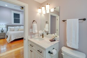 Apartment (1 Bedroom) | Interior