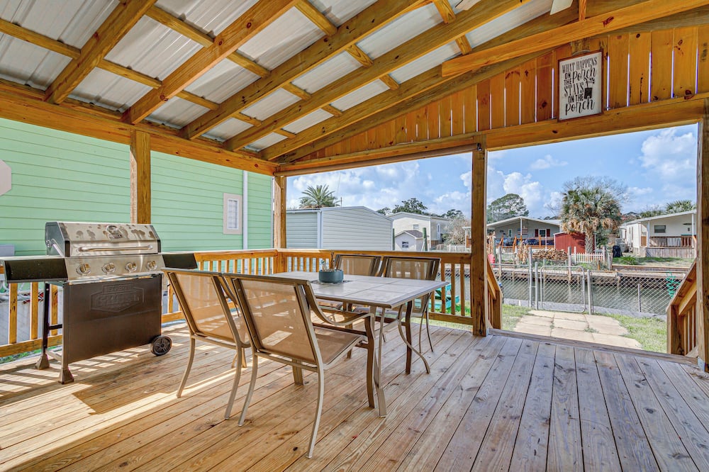 Pensacola Home w/ Private Dock - 7 Mi to Beaches - Navy Point, FL