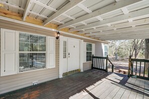 House (3 Bedrooms) | Interior - Peaceful Mcalpin Home on 5 Acres w/ Private Deck! (Live Oak)