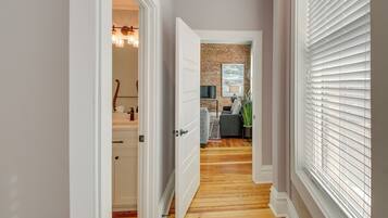 Apartment (1 Bedroom) | Interior