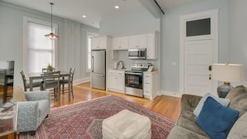 Apartment (1 Bedroom) | Interior