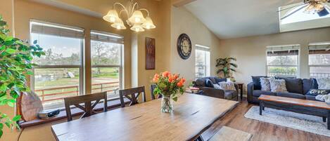 Nhà (3 Bedrooms) | Mặt tiền nơi lưu trú