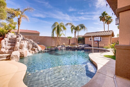Large Las Vegas Home w/ Pool, Hot Tub + Game Room