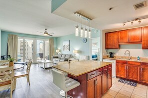 Apartment (3 Bedrooms) | Interior - Walk to the Ocean! Panama City Beach Condo (Panama City Beach)